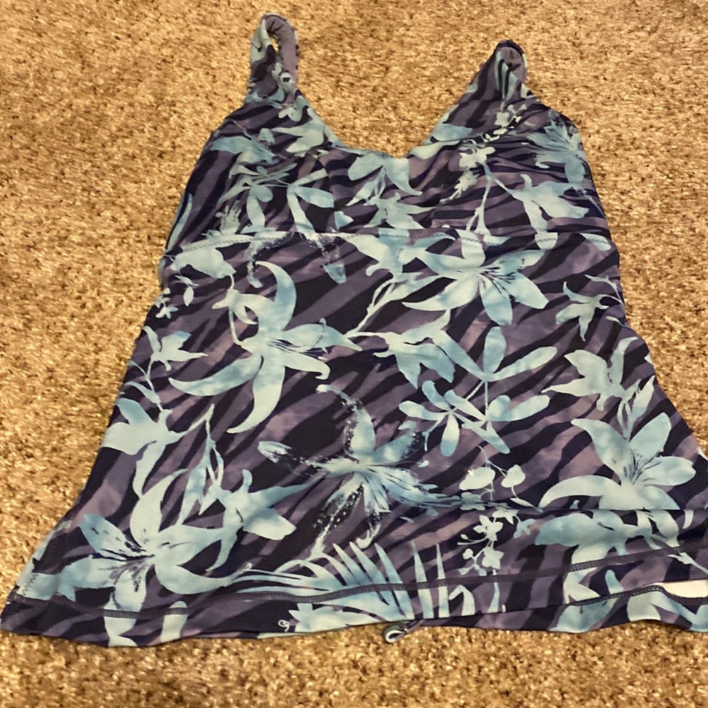 Athleta Tankini - xs